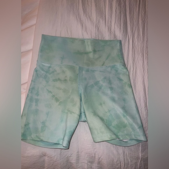 BEACH RIOT Tye Dye Biker Shorts - Size Small, lightly worn - Picture 1 of 4